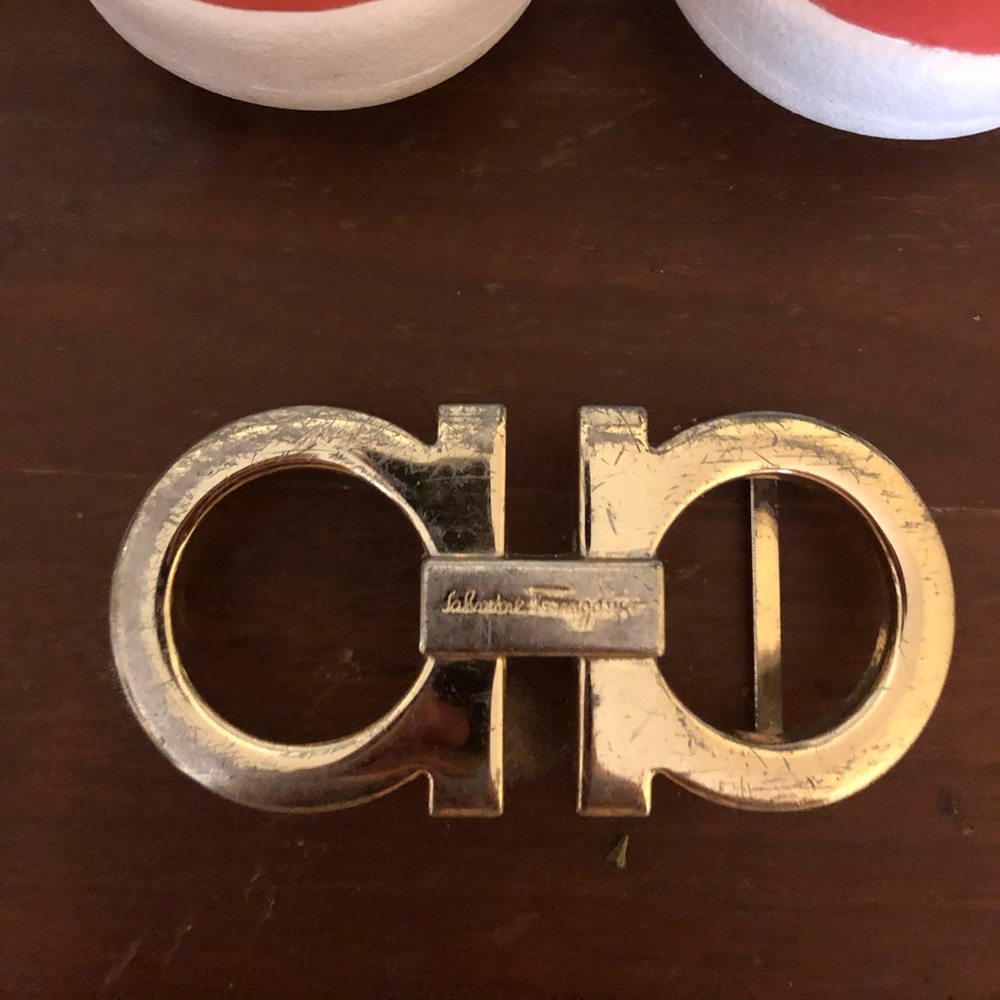 Salvatore Ferragamo belt buckle